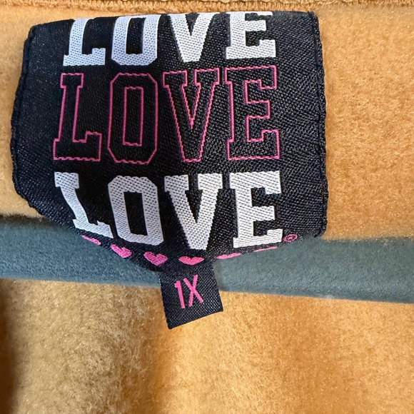 Love Love Love Athletic 94" brand crop sweatshirt. NWT - Picture 5 of 6